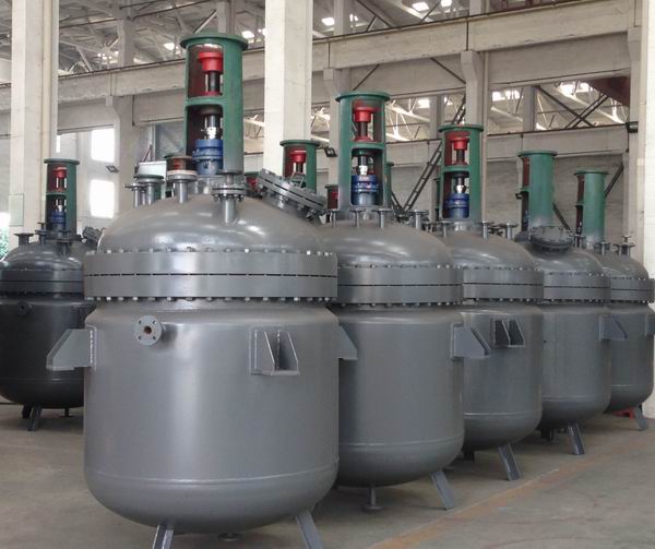 蒸汽加熱反應(yīng)釜、導(dǎo)熱油循環(huán)加熱反應(yīng)釜